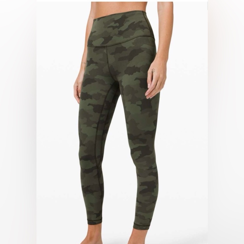 Lululemon Green Camouflage 7/8 Align Leggings